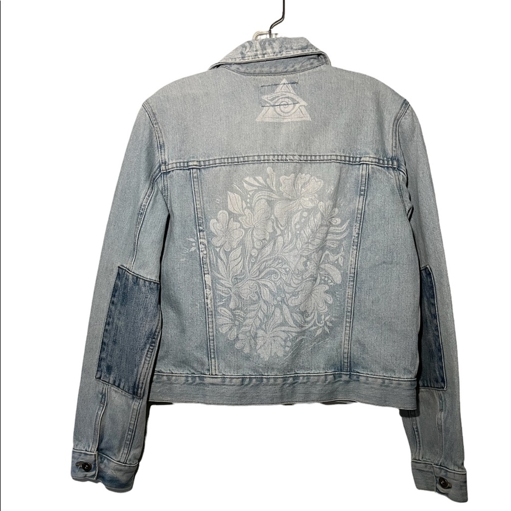 Stylish Denim Jacket with Floral Design